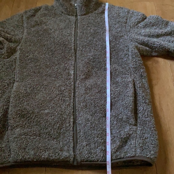 UNIQLO MEN’S FLUFFY TEDDY FLEECE SWEATER SZ SMALL - Picture 8 of 10
